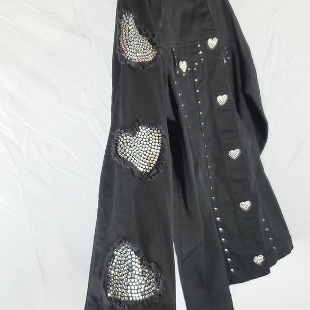 Quacker Factory Rhinestone Heart Jacket - Picture 4 of 9